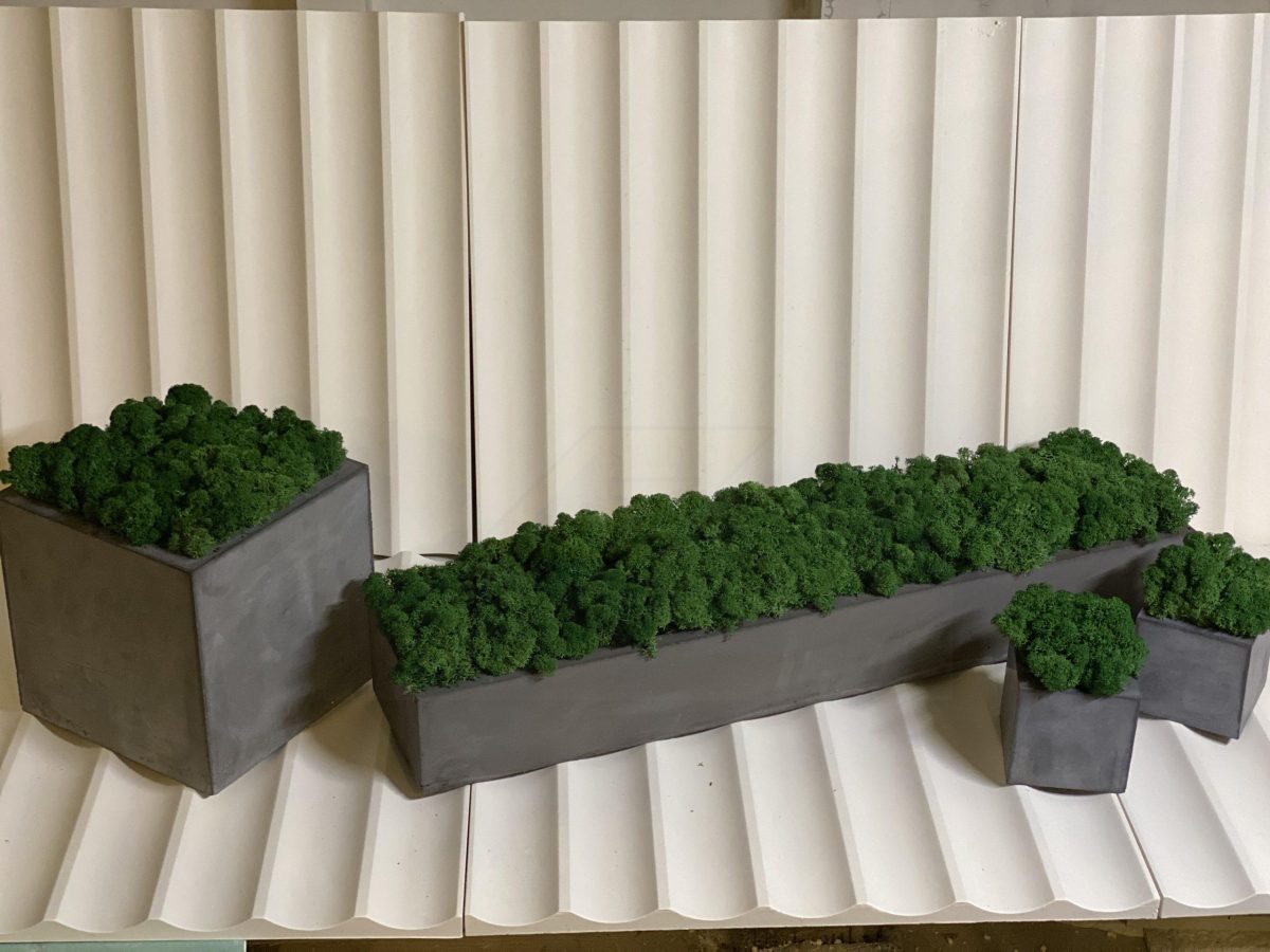 Бетонное кашпо с стабилизированным мхом 700х150х90мм — изображение 2