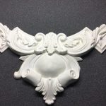 Декоративный угол из гипса